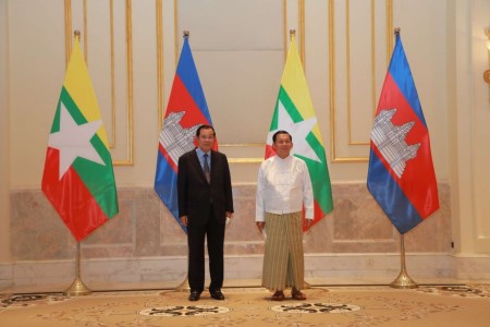カンボジア首相、ミン・アウン・フライン総司令官と会談